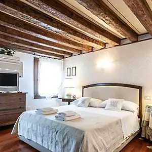 Luca's House Italia